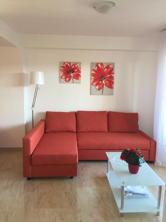 Baia Giardini Apartments Extérieur photo